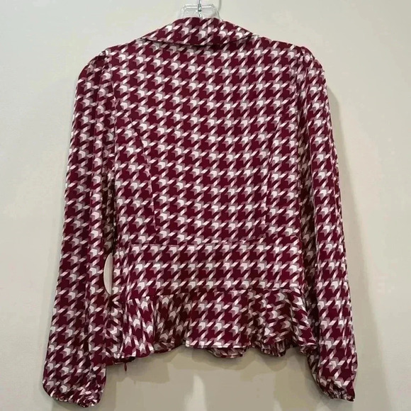 Milk & Honey Burgundy Houndstooth Top Size S - Picture 9 of 11